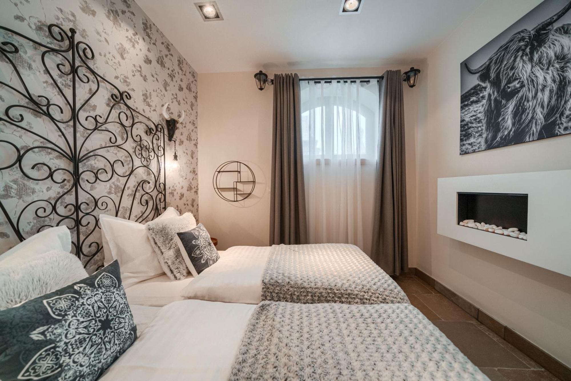 Rich Witch Villa&Spa Кошелско Стая снимка